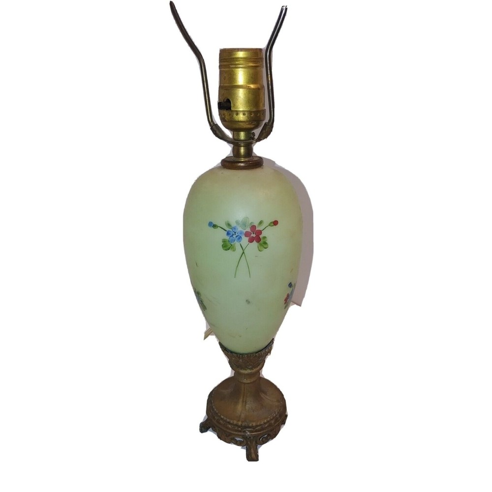 Vintage milk glass Lamp